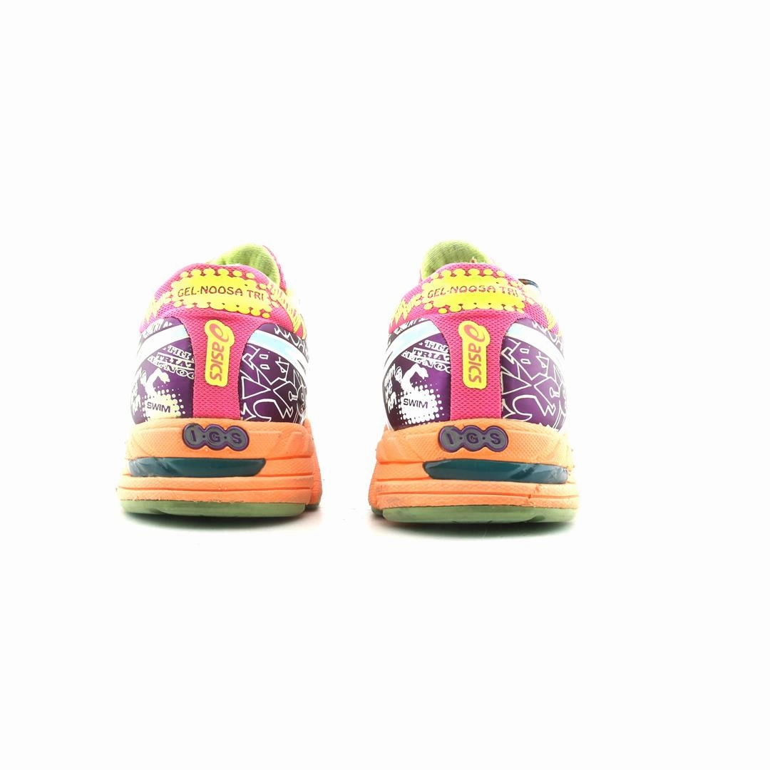 ASICS GEL-NOOSA TRI 9 performance running shoe photos