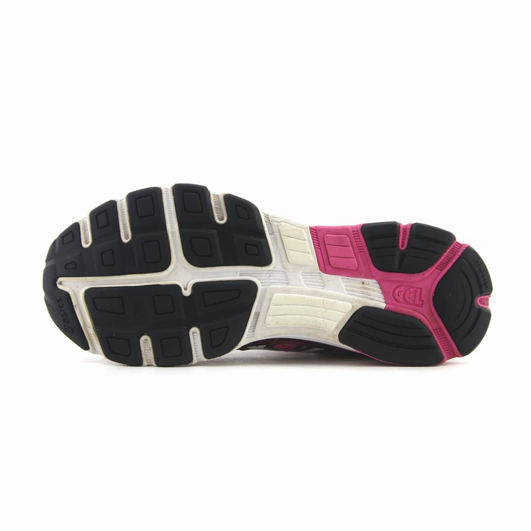ASICS GEL PRELEUS sporty Asics footwear images