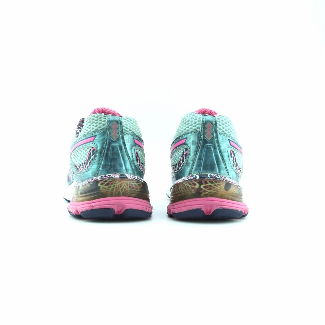 ASICS GEL PRELEUS trainer shoe design snapshots