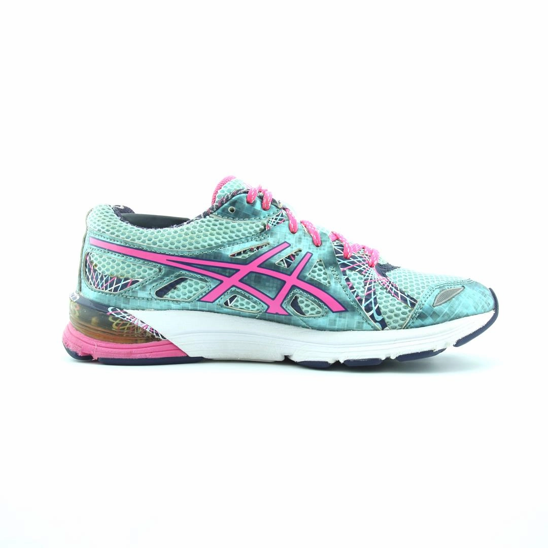 ASICS GEL PRELEUS trainer shoe design snapshots