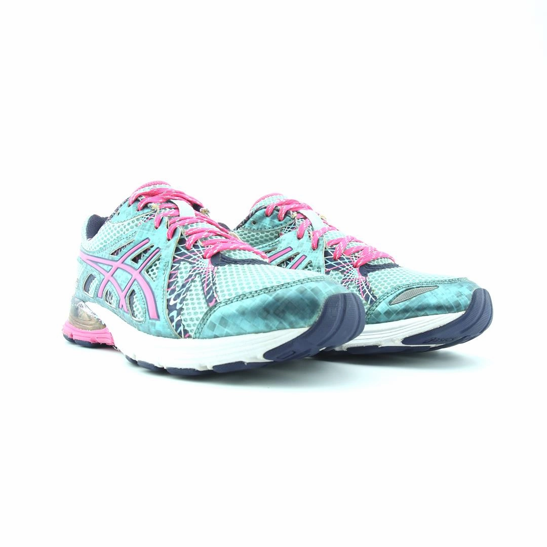 ASICS GEL PRELEUS trainer shoe design snapshots