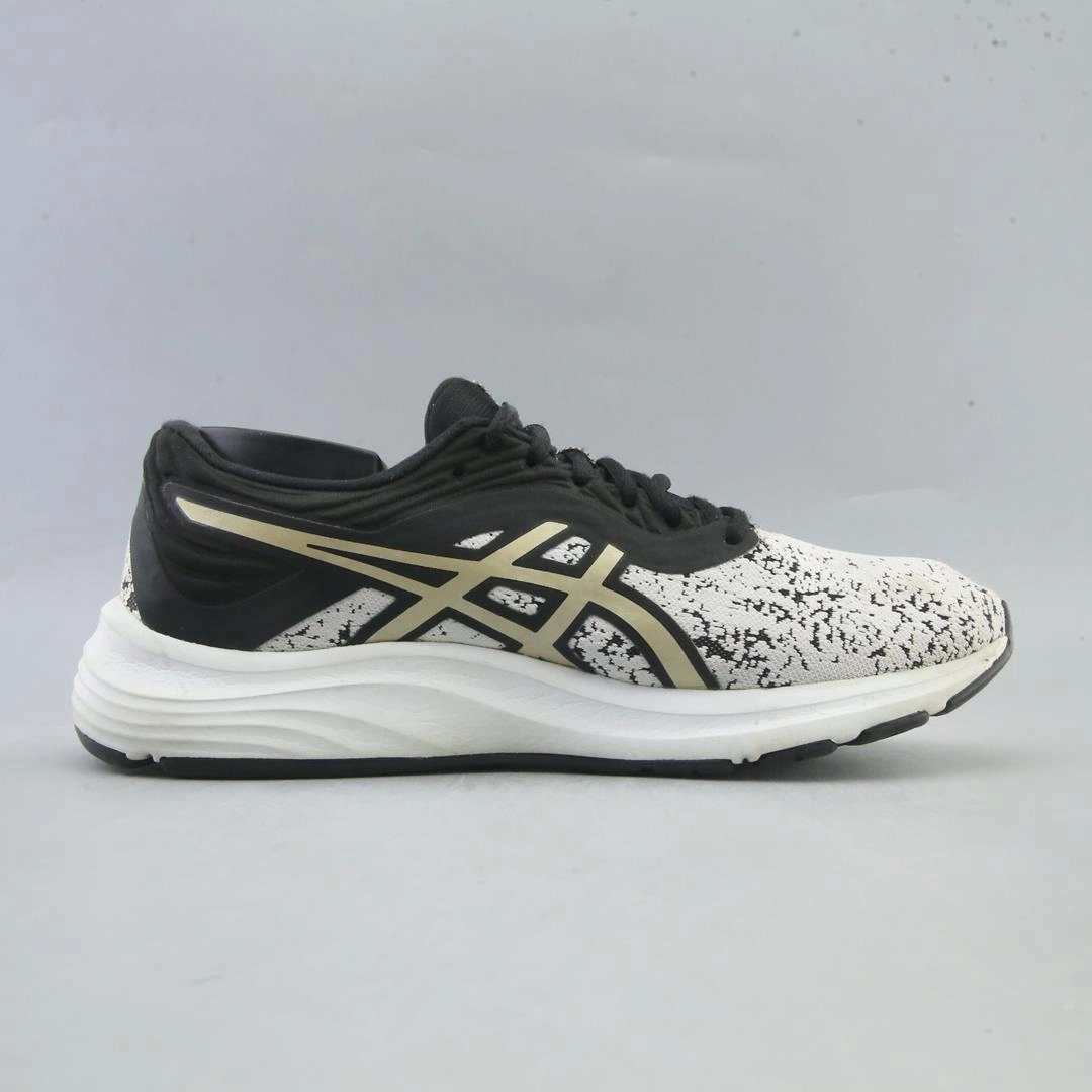ASICS GEL-PULSE 11 lightweight athletic shoe visuals