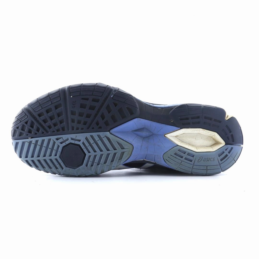 ASICS GEL-TACTIC lightweight athletic shoe visuals