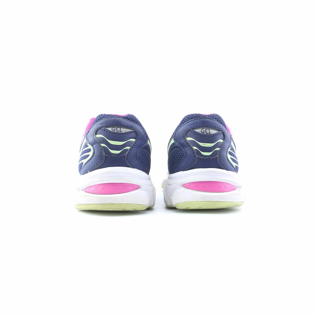 ASICS GEL-VANISHER trainer shoe design snapshots