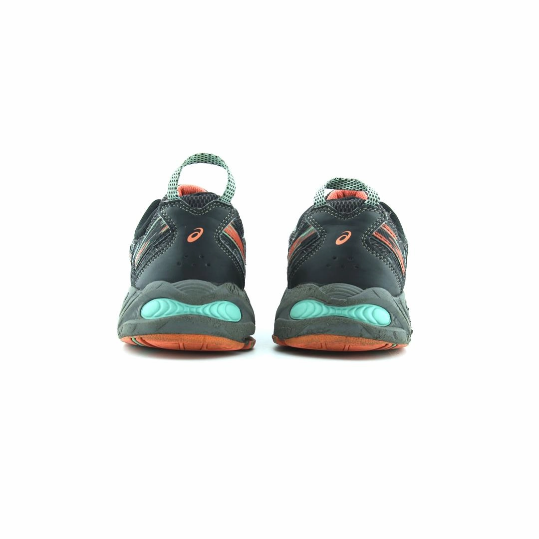 ASICS GEL VENTURE 5 performance running shoe photos
