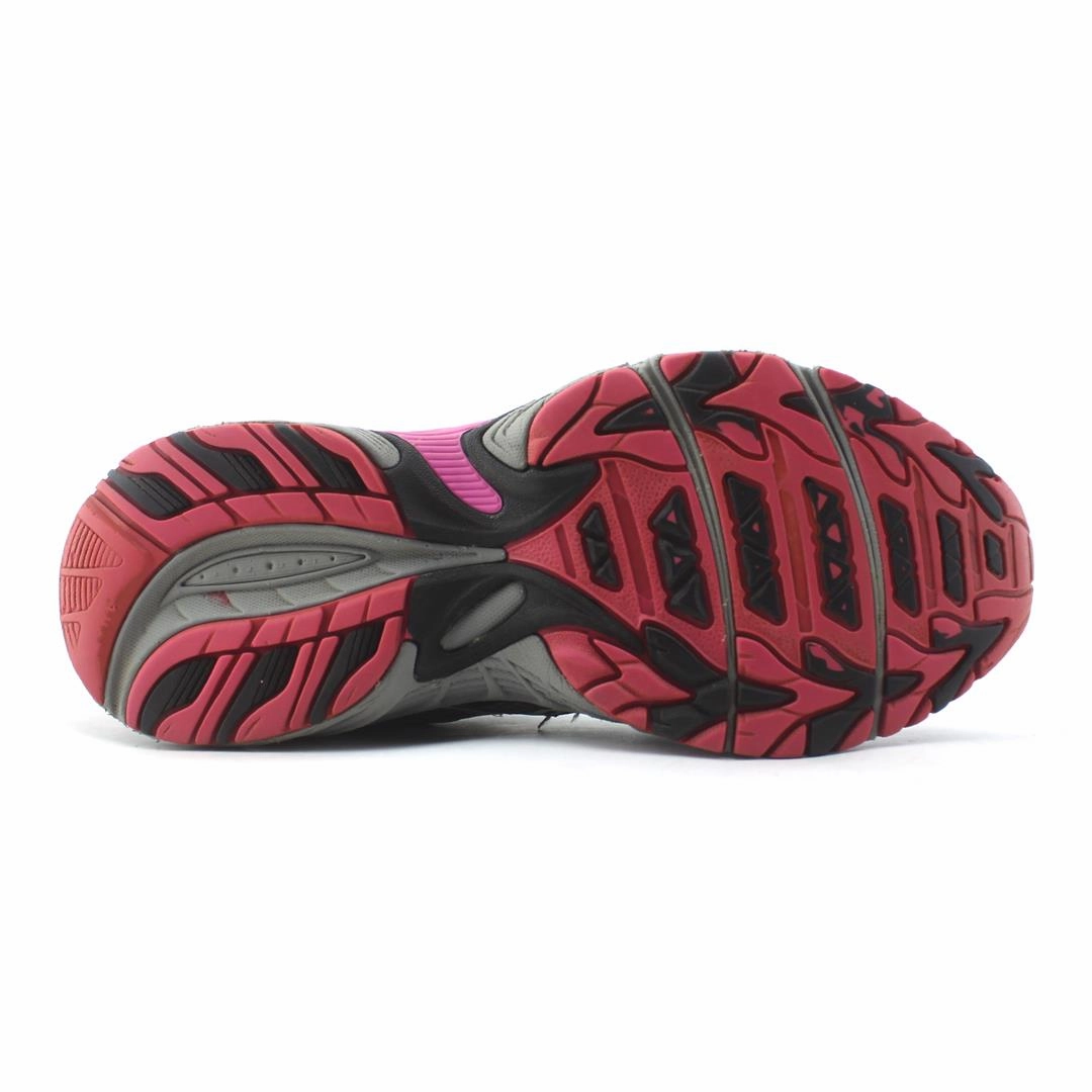 ASICS GEL-VENTURE 5 sporty Asics footwear images