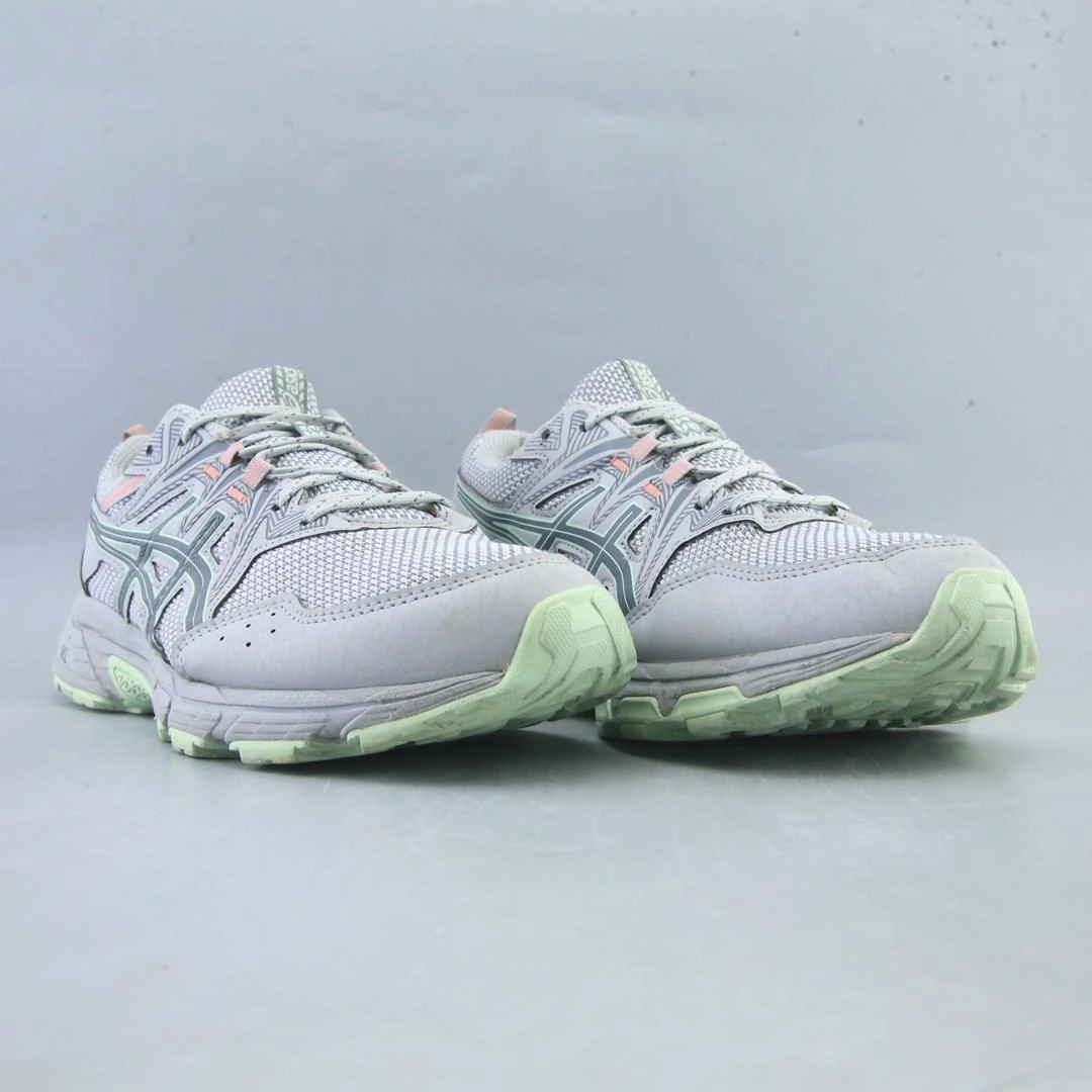 ASICS GEL VENTURE 8 lightweight athletic shoe visuals