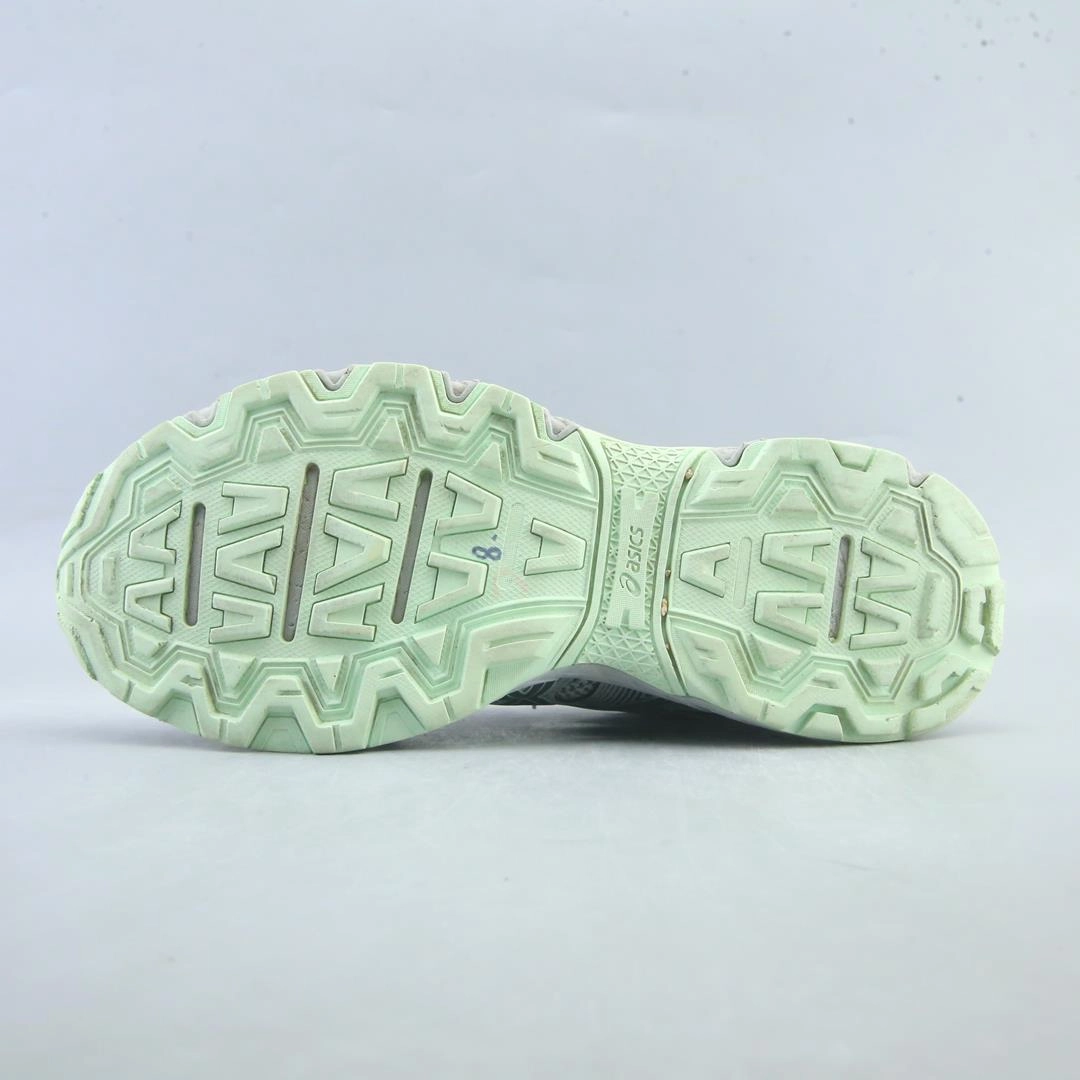 ASICS GEL VENTURE 8 lightweight athletic shoe visuals