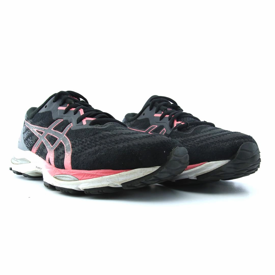 ASICS GEL-ZIRUSS 4 lightweight athletic shoe visuals