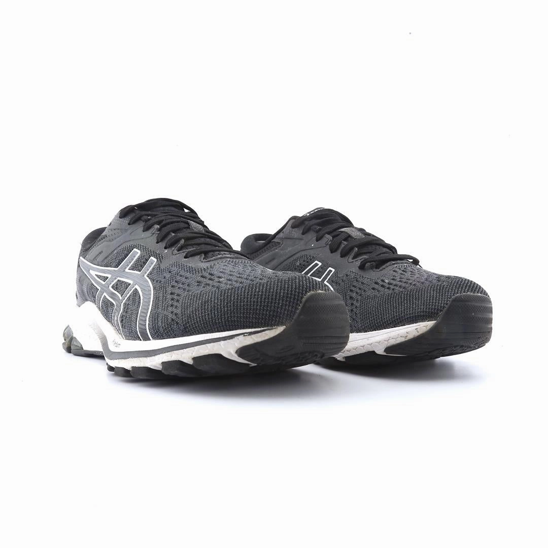 ASICS GT-1000 10 performance running shoe photos