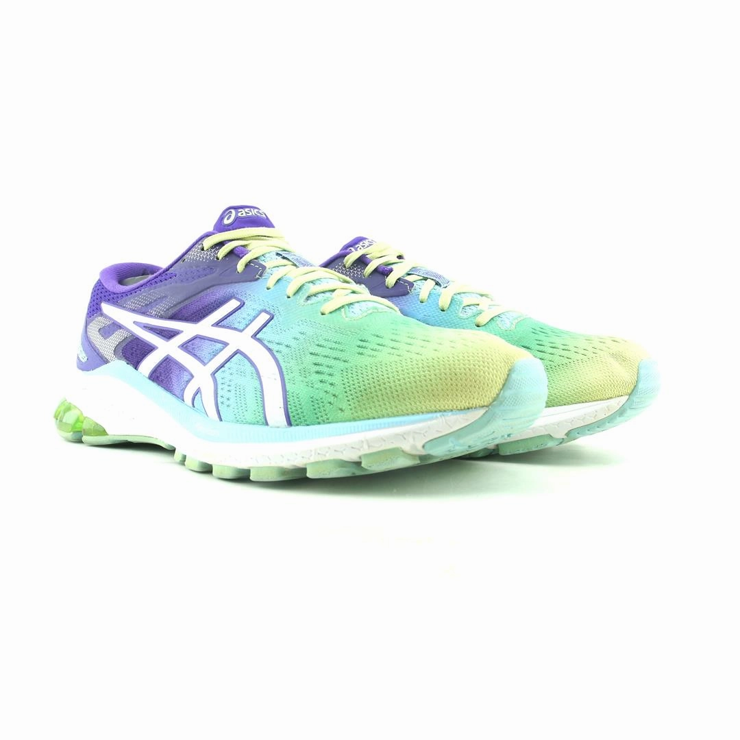 ASICS GT-1000 10 sporty Asics footwear images