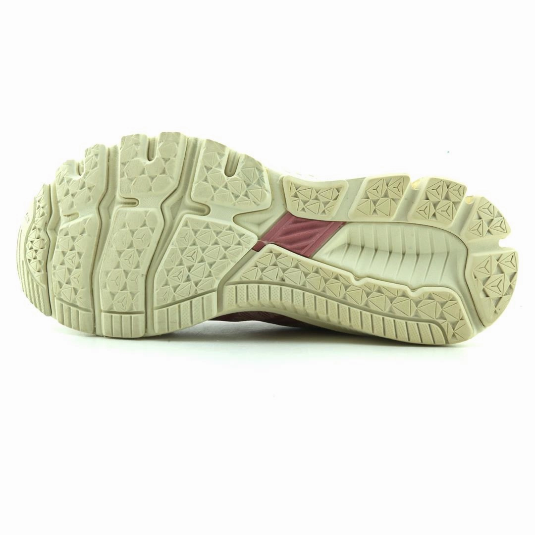 ASICS GT-1000 9 lightweight athletic shoe visuals