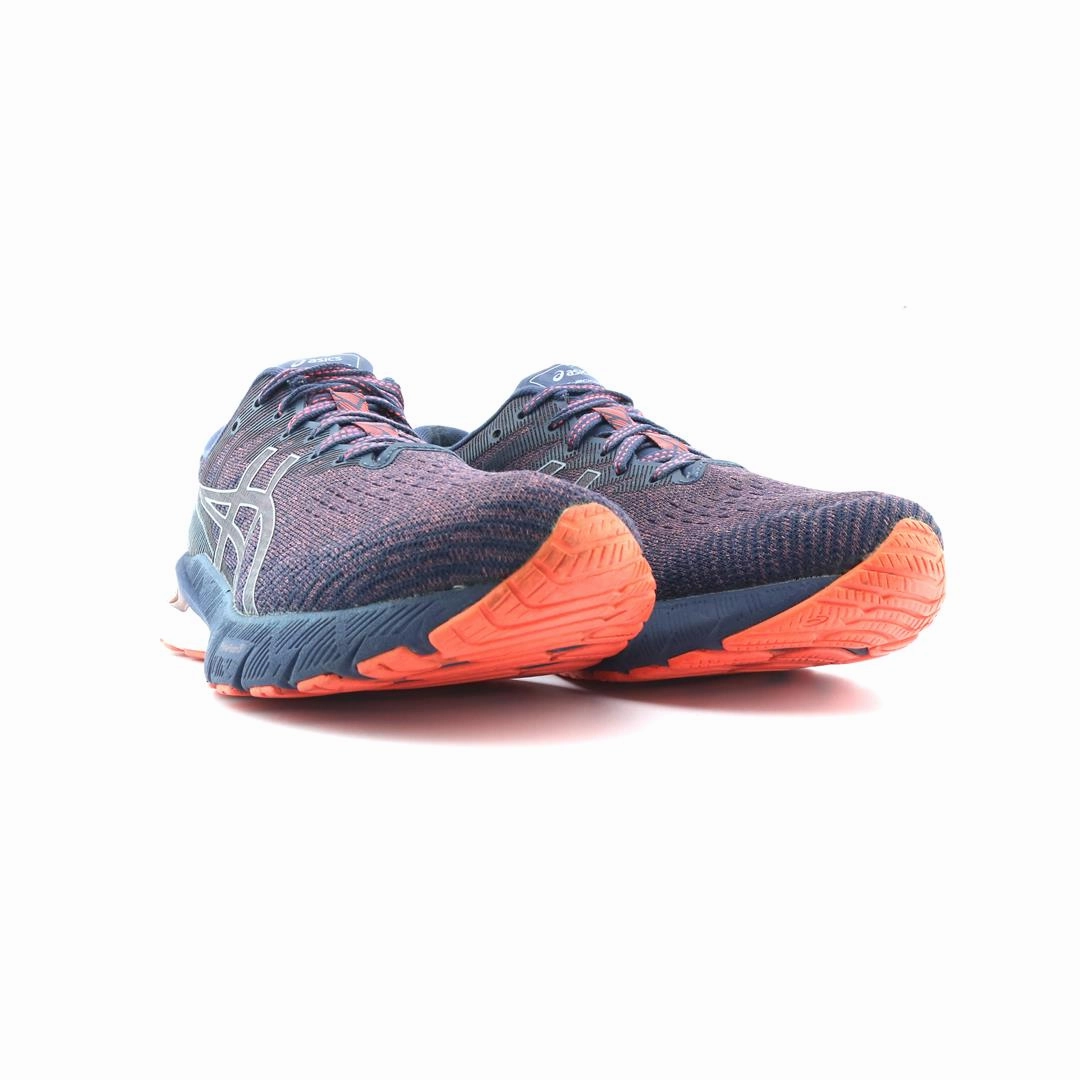 ASICS GT 2000 10 lightweight athletic shoe visuals