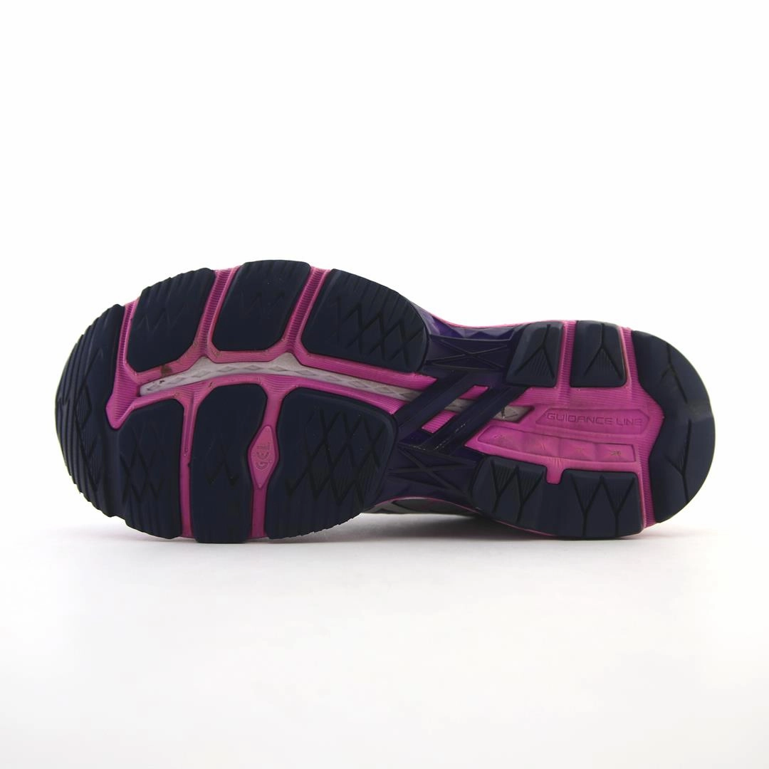 ASICS GT-2000 5 sporty Asics footwear images