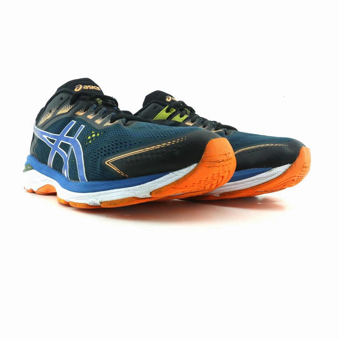 ASICS GT-2000 7 lightweight athletic shoe visuals