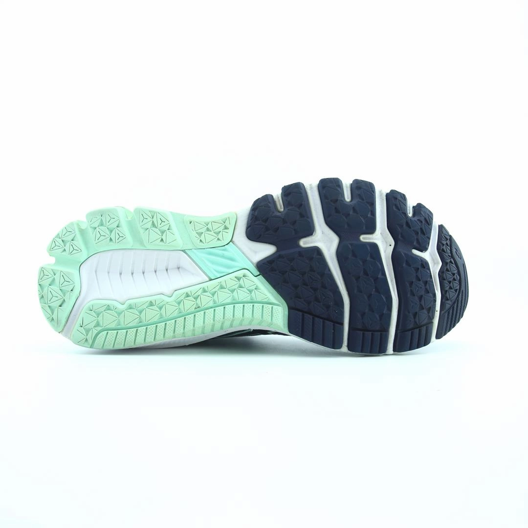 ASICS GT-2000 9 performance running shoe photos