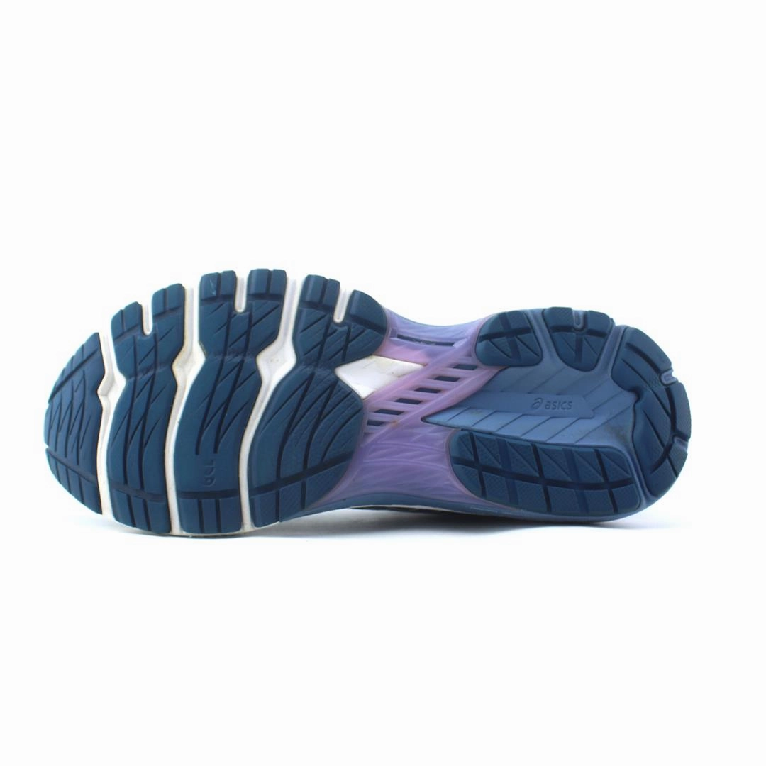 ASICS GT-2000 9 sporty Asics footwear images