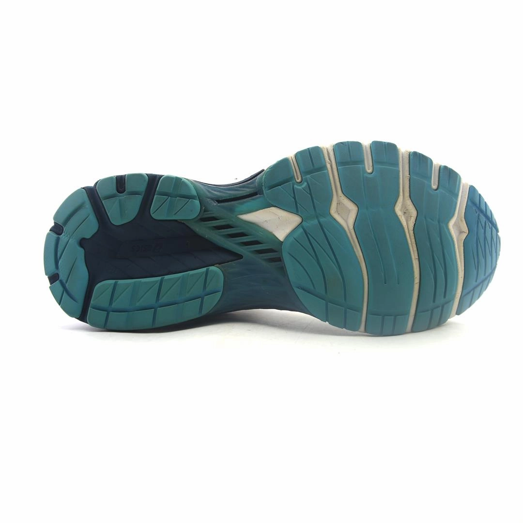 ASICS GT-2000 9 sporty Asics footwear images