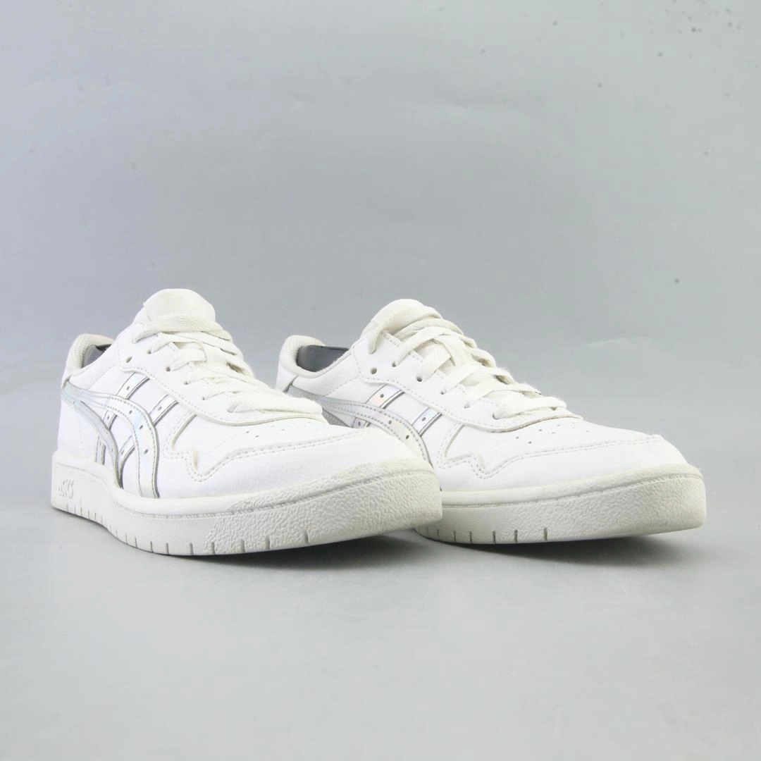 ASICS JAPAN S lightweight athletic shoe visuals