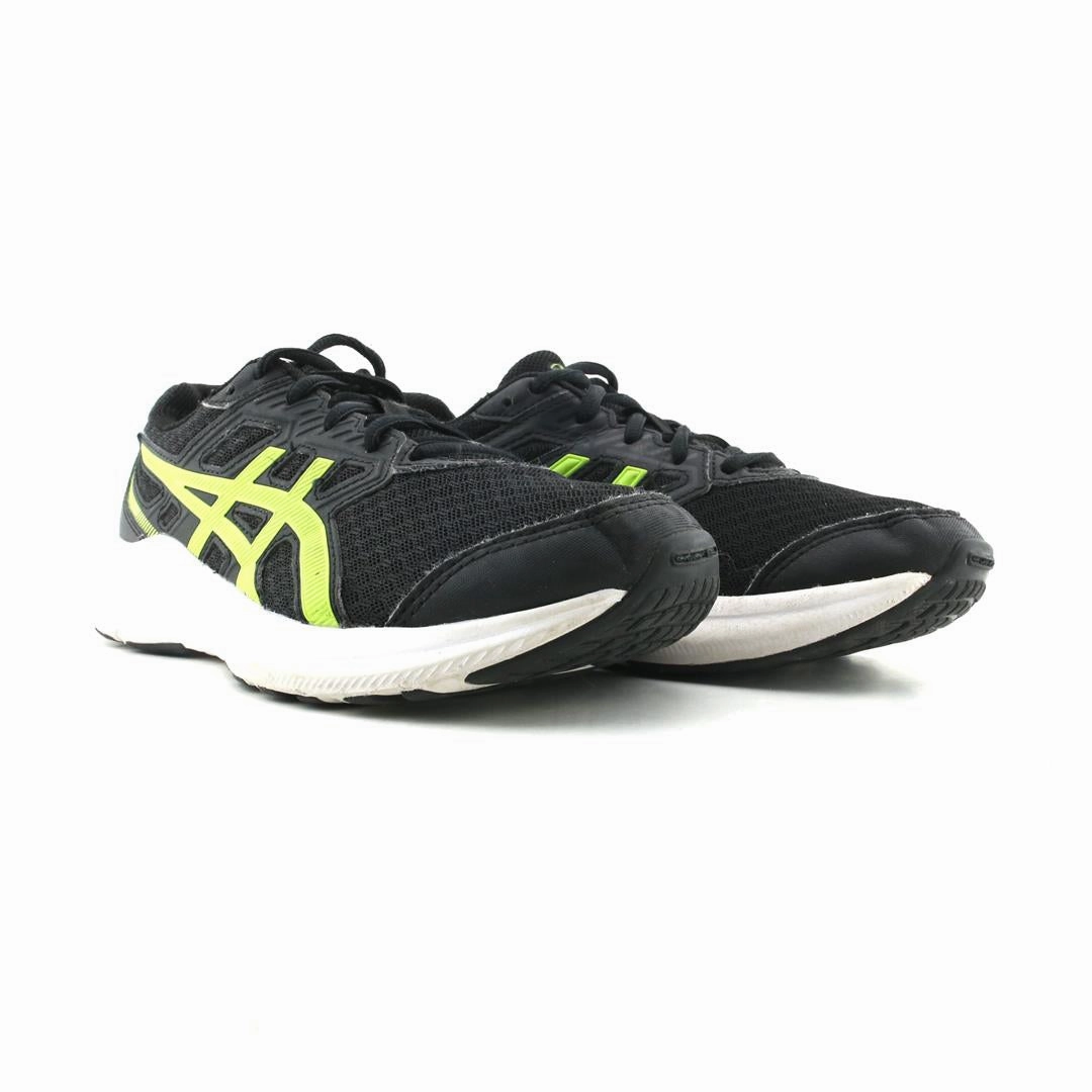 ASICS JOLT 3 lightweight athletic shoe visuals
