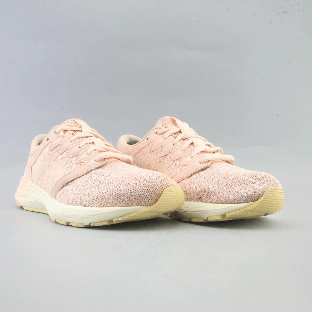 ASICS ROADHAWK FF 2 lightweight athletic shoe visuals