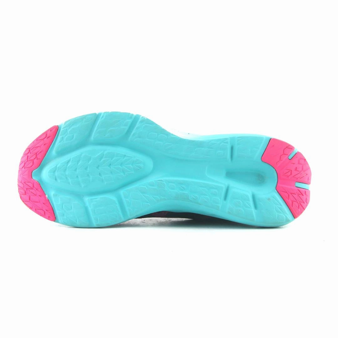 ASICS VERSABLAST 2 trainer shoe design snapshots