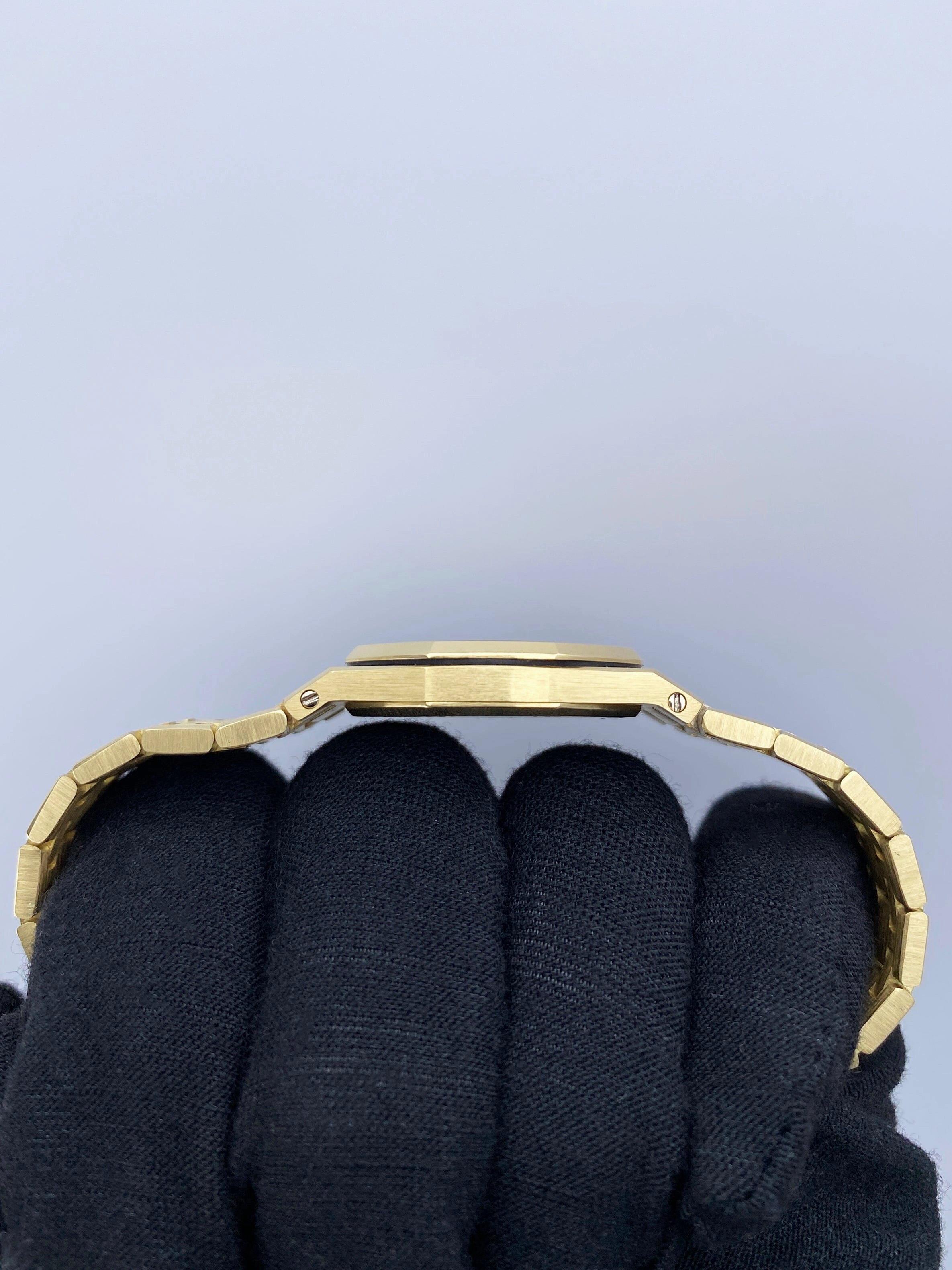 Audemars Piguet Royal Oak 6007BA 18K Yellow Gold Ladies Watch