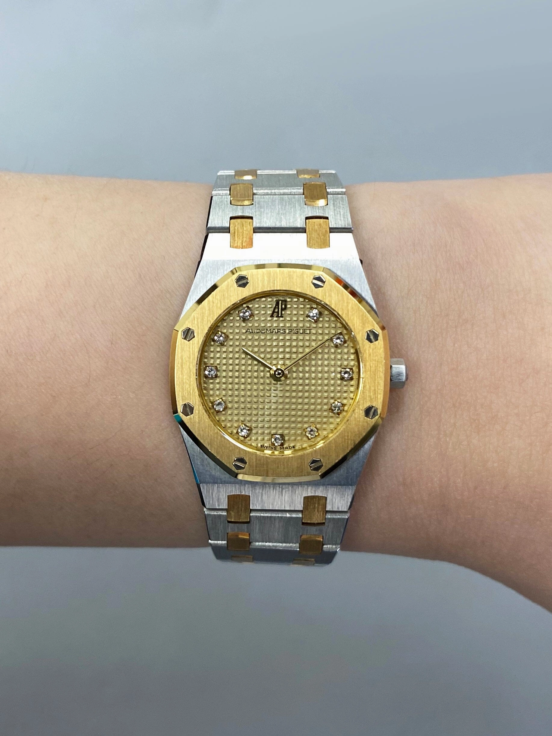 Audemars Piguet Royal Oak 6339SA Diamond Champagne Dial Ladies Watch Papers