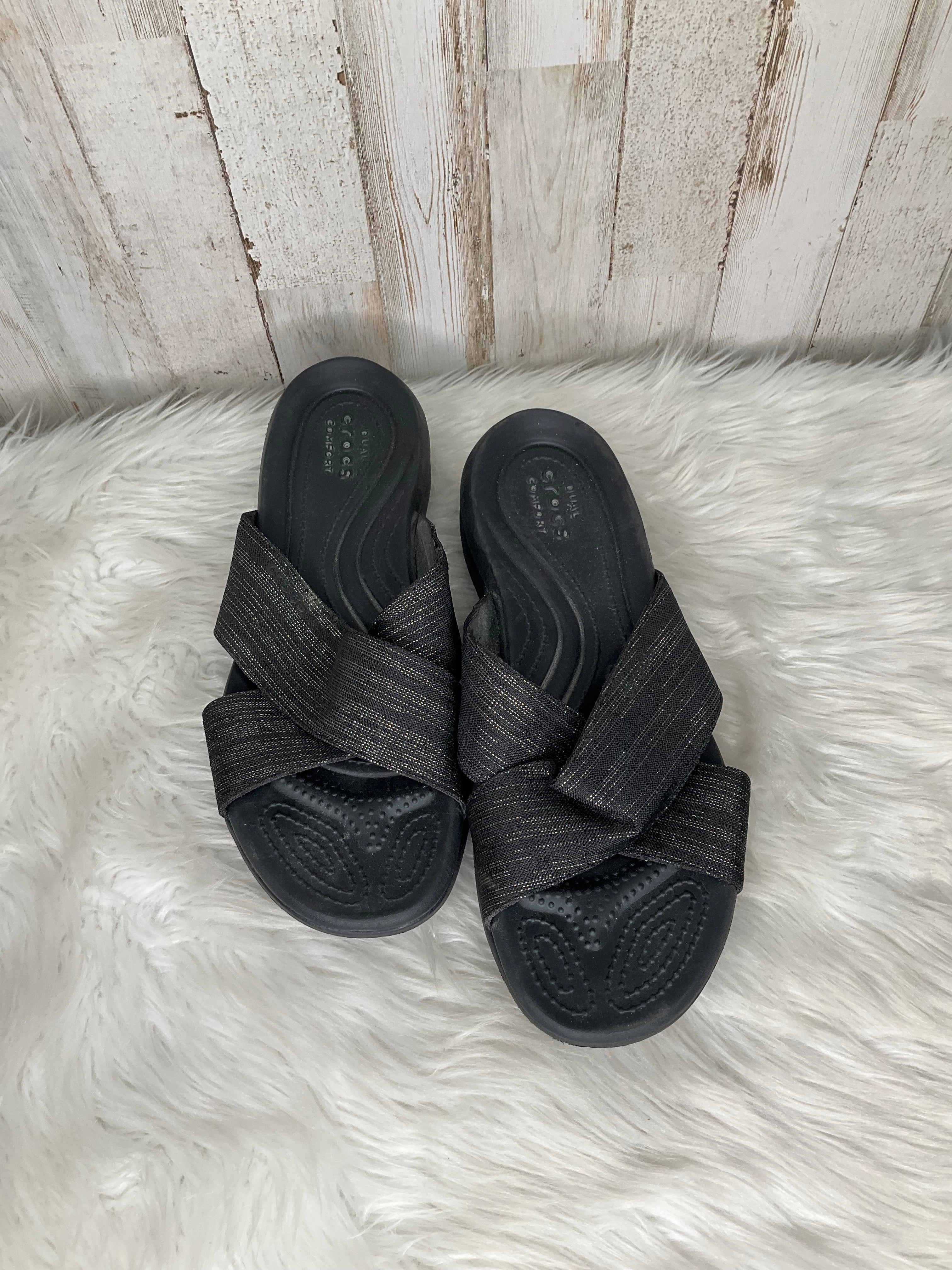 Black Sandals Heels Platform Crocs, Size 9 Crocs clogs with lightweight comfort