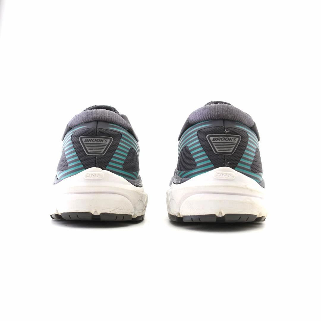 BROOKS ADDICTION 14 Brooks running footwear shots