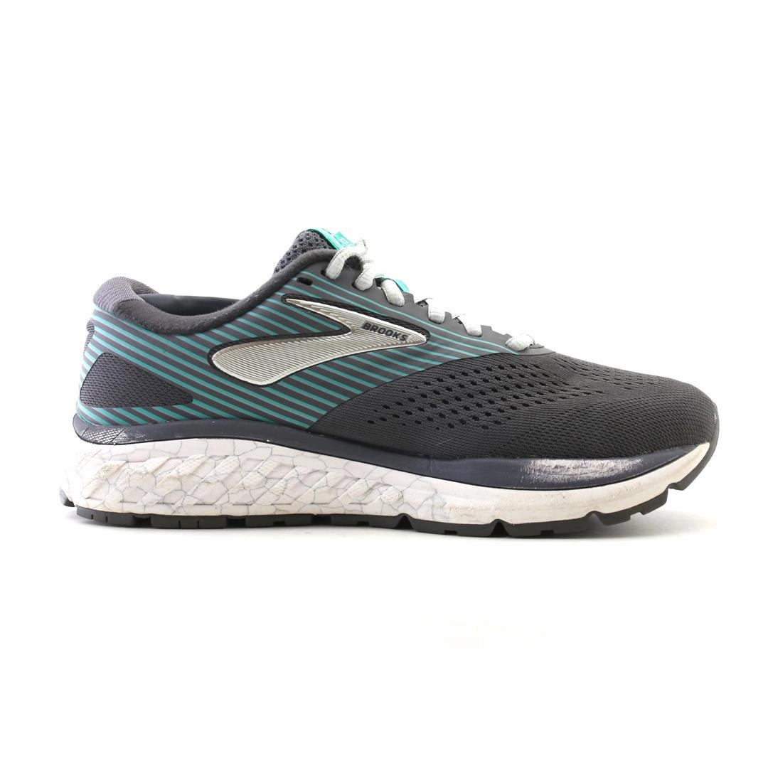 BROOKS ADDICTION 14 Brooks running footwear shots