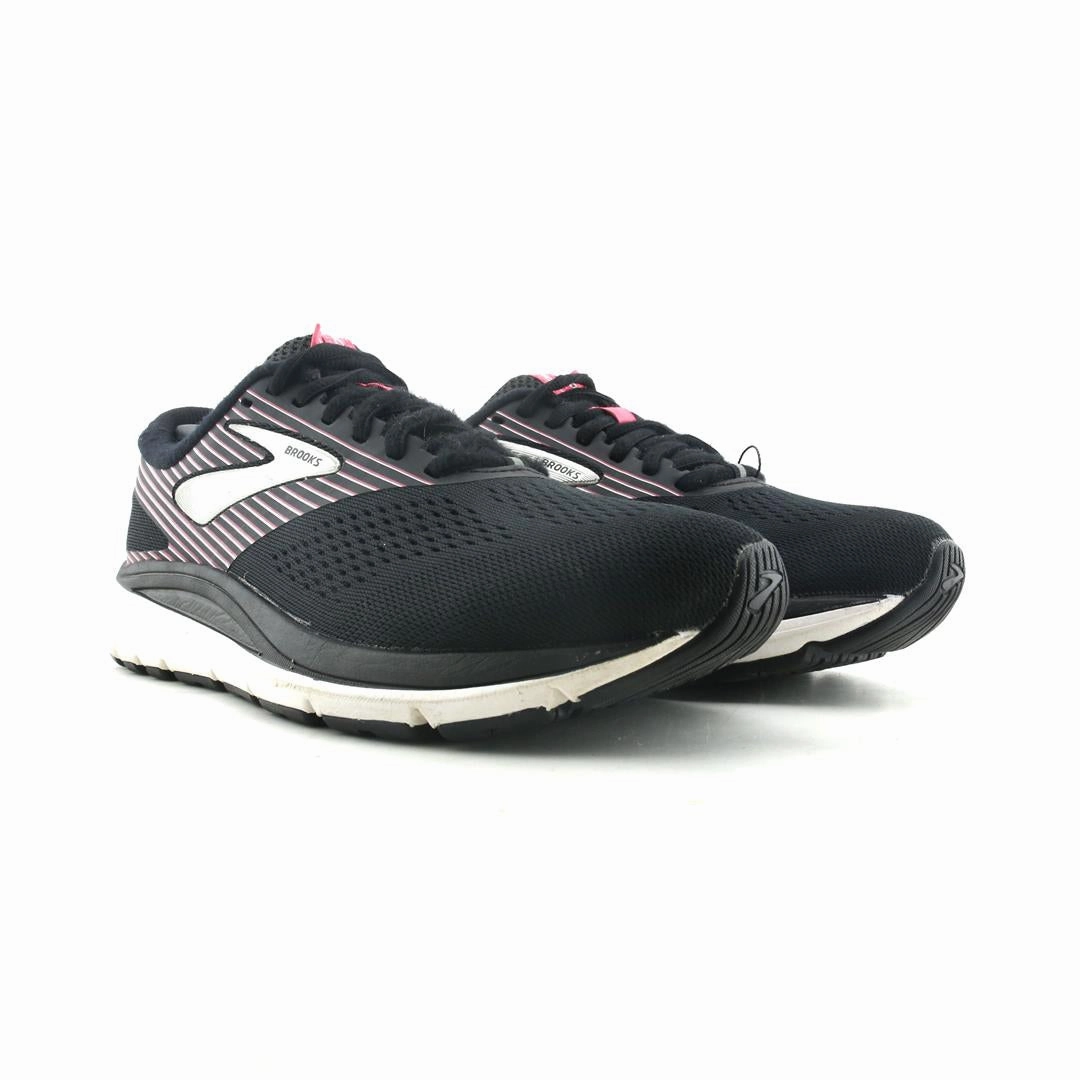 BROOKS ADDICTION 14 Brooks running shoe close-ups