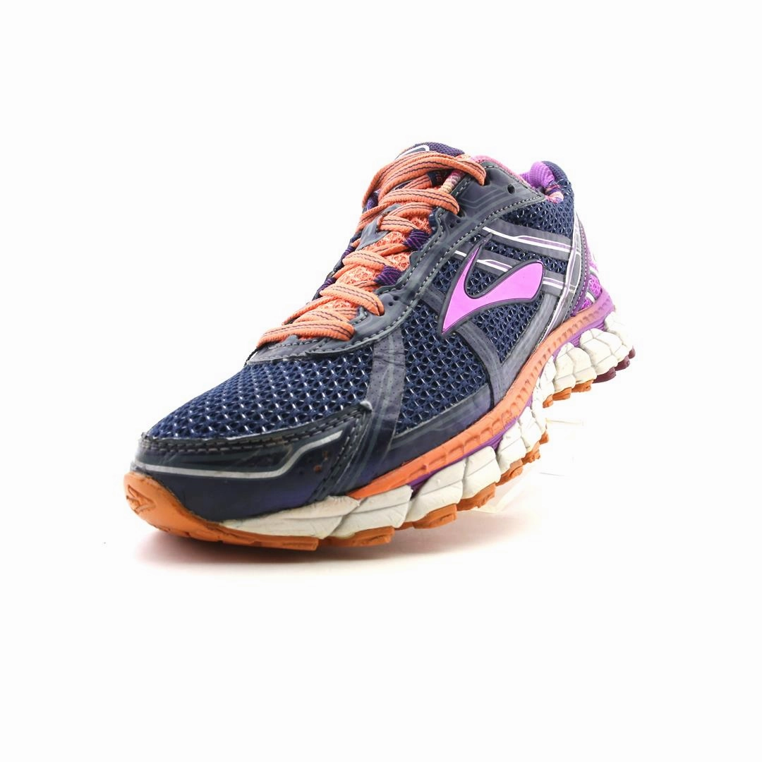BROOKS ADRENALINE GTS 15 Brooks running footwear shots