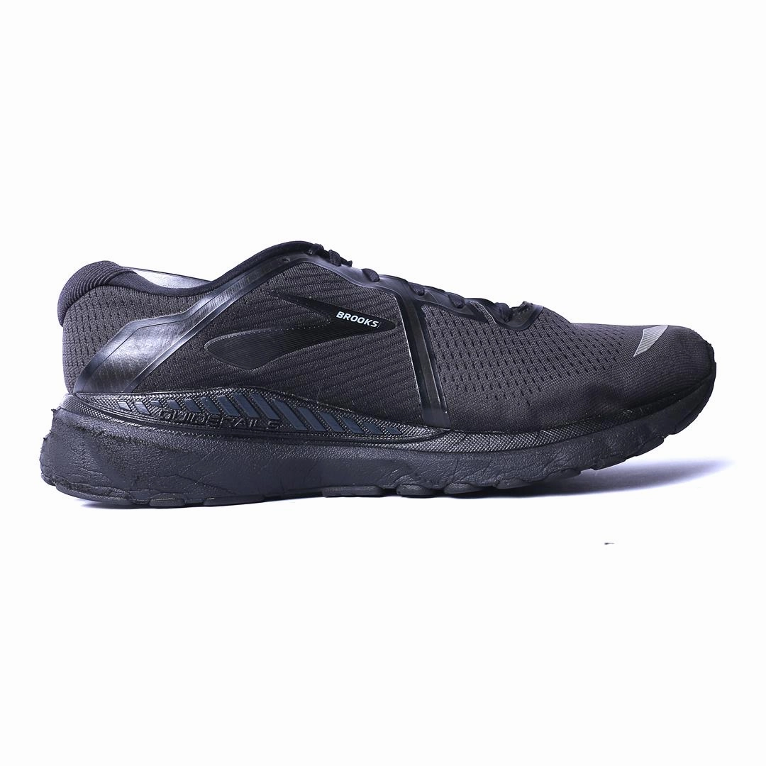 BROOKS ADRENALINE GTS 20 athletic Brooks shoe snapshots