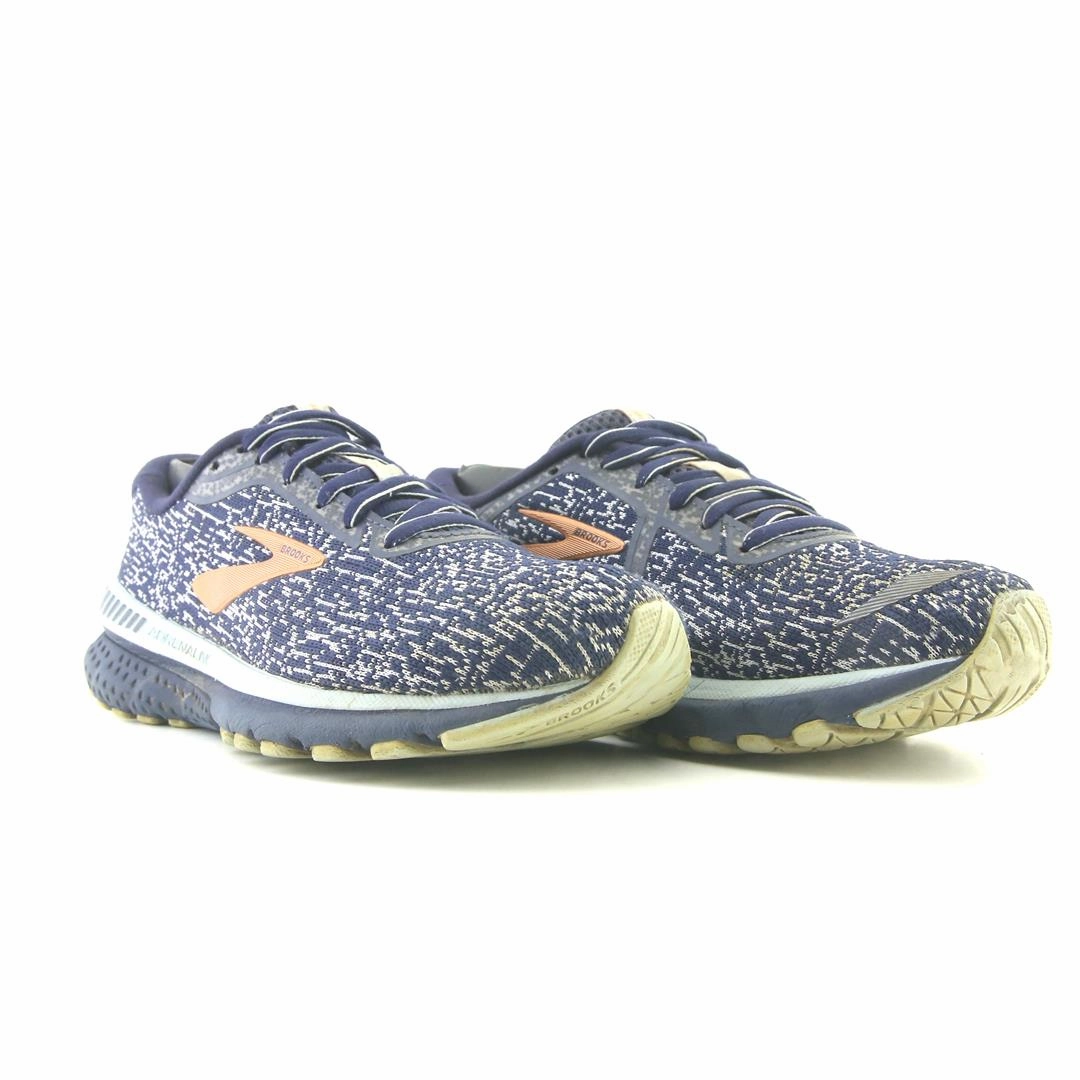 BROOKS ADRENALINE GTS 20 Brooks running shoe close-ups