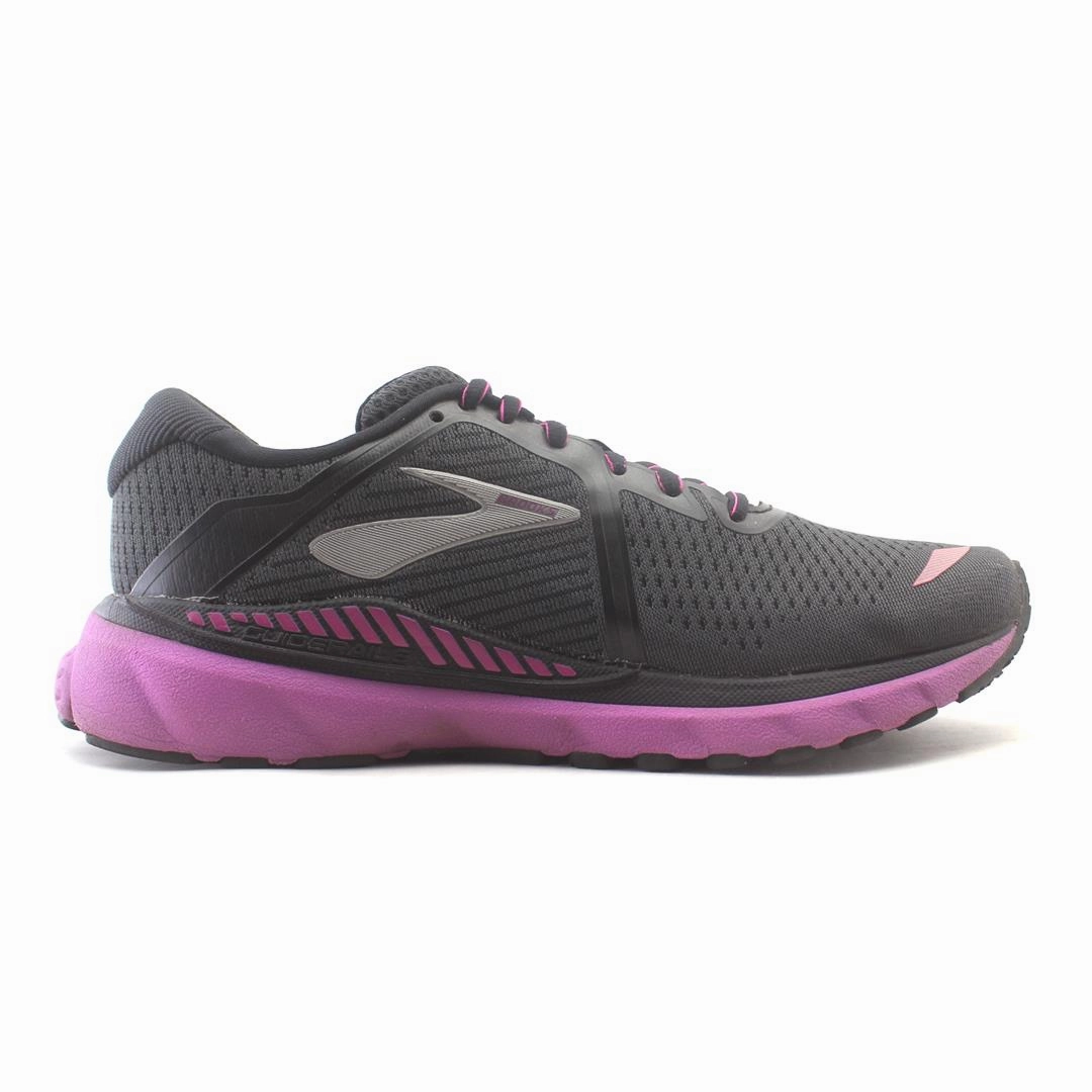 BROOKS ADRENALINE GTS 20 Brooks running shoe close-ups