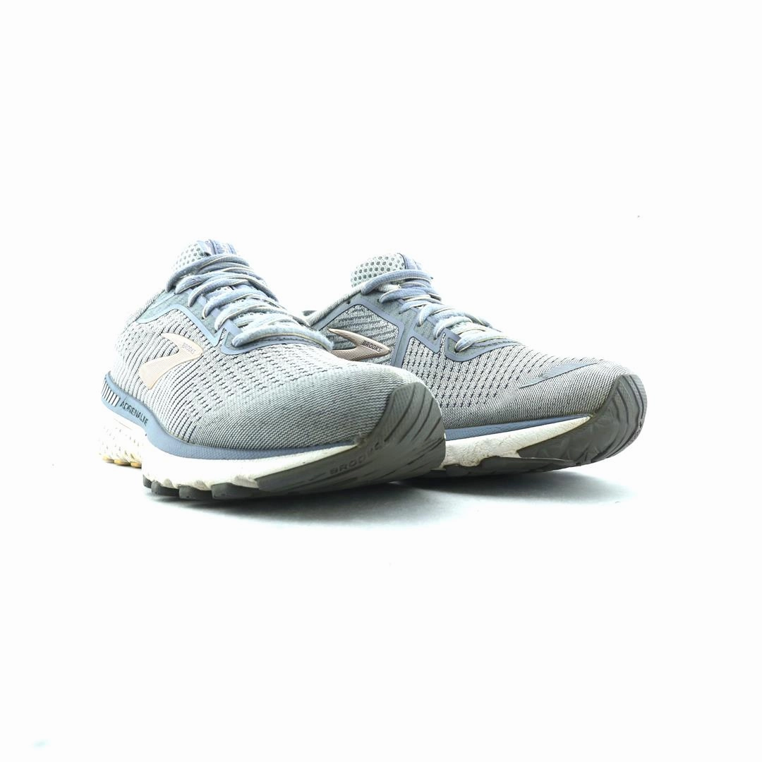 BROOKS ADRENALINE GTS 20 Brooks trainer design images