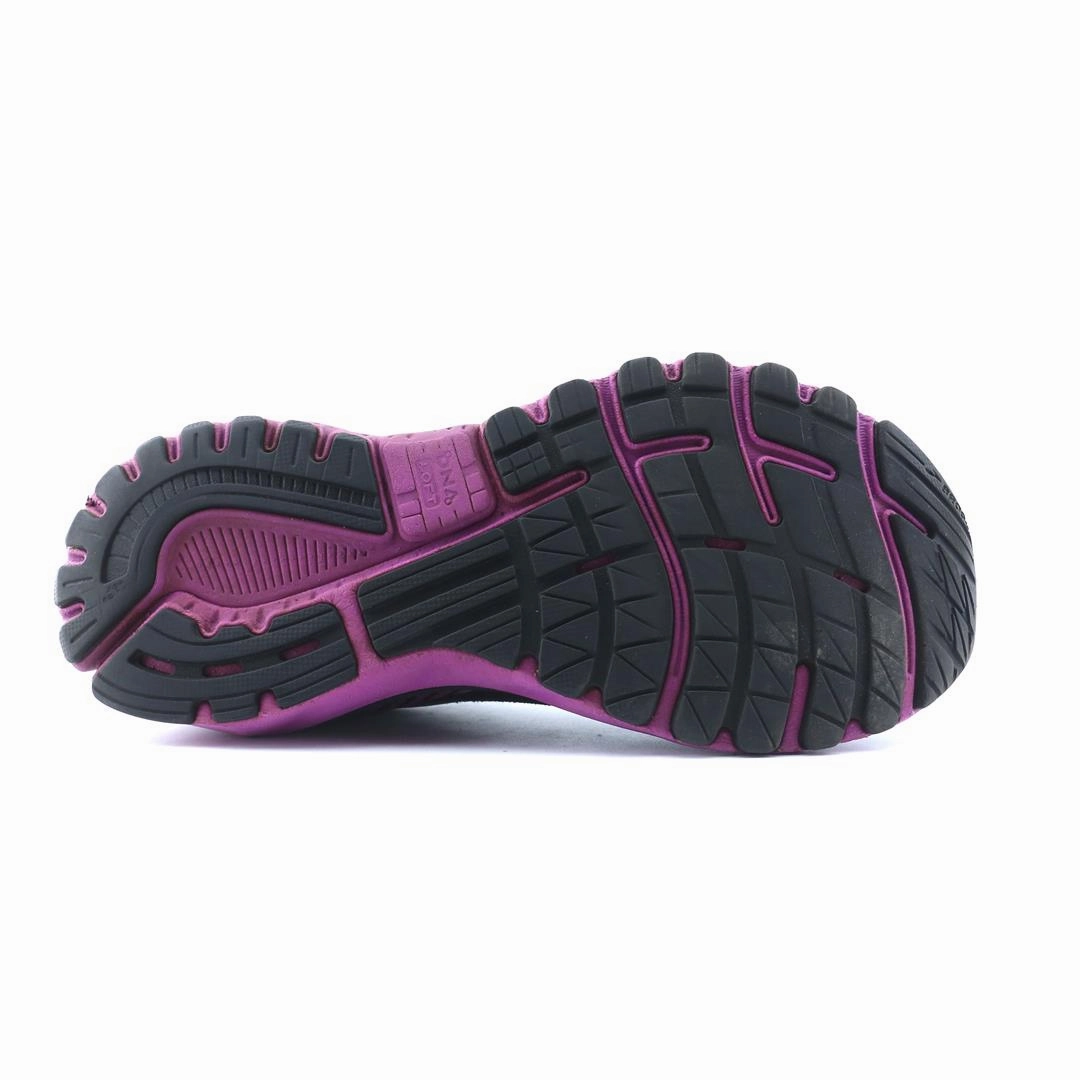BROOKS ADRENALINE GTS 20 performance running shoe visuals