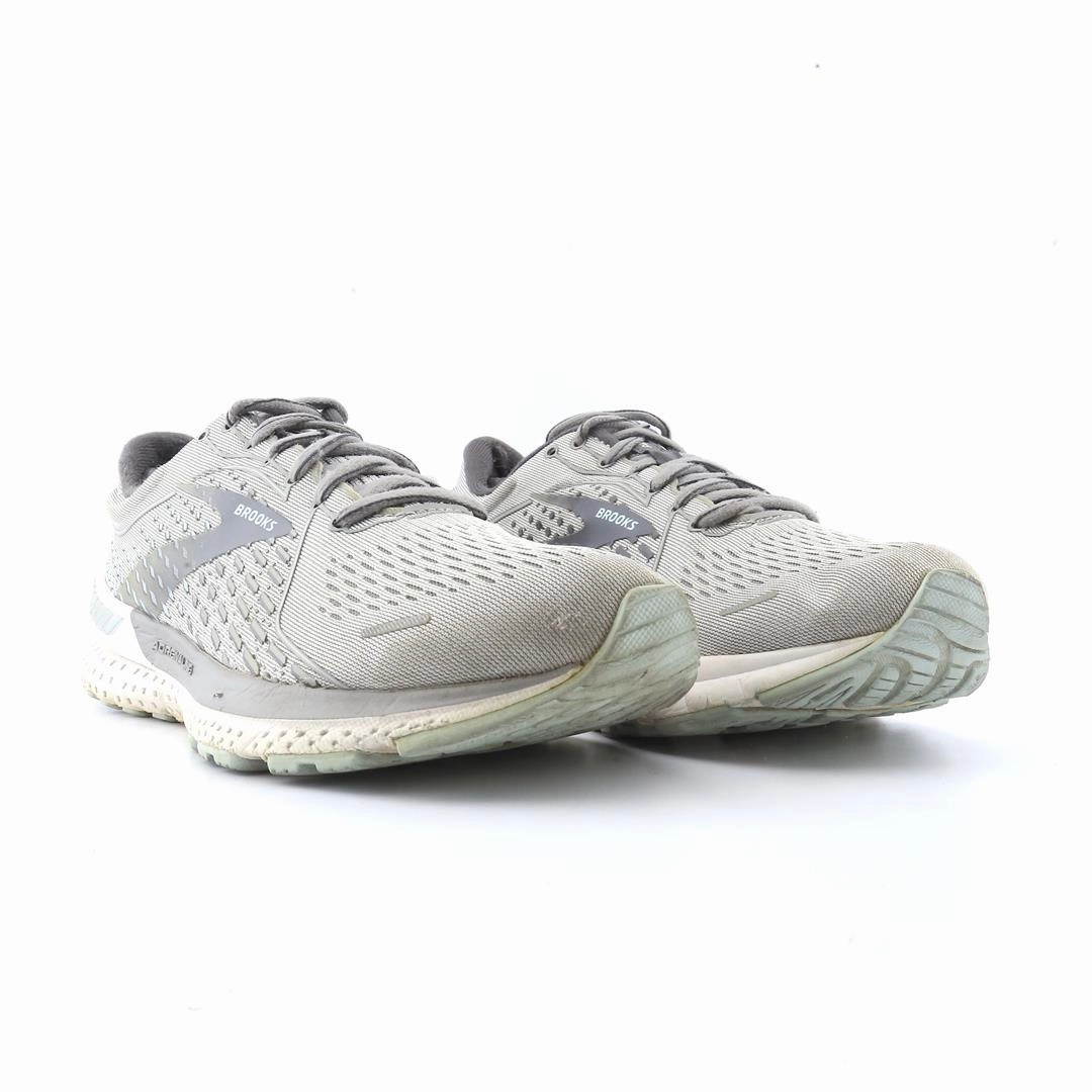 BROOKS ADRENALINE GTS 21 Brooks running shoe close-ups