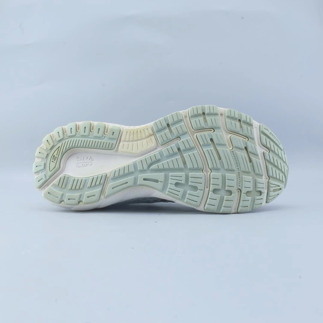 BROOKS ADRENALINE GTS 21 Brooks trainer design images