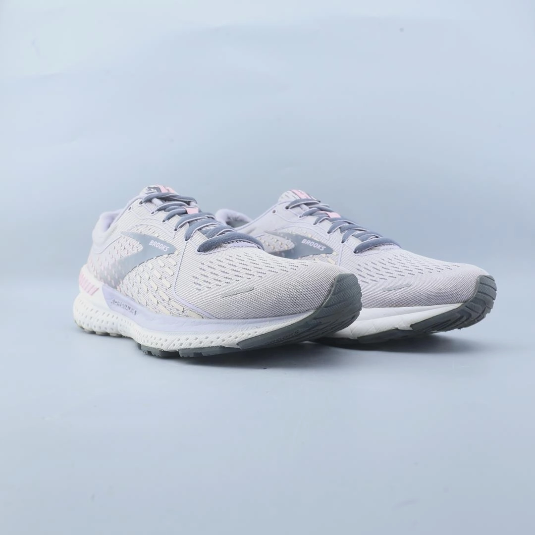 BROOKS ADRENALINE GTS 21 Brooks trainer design images