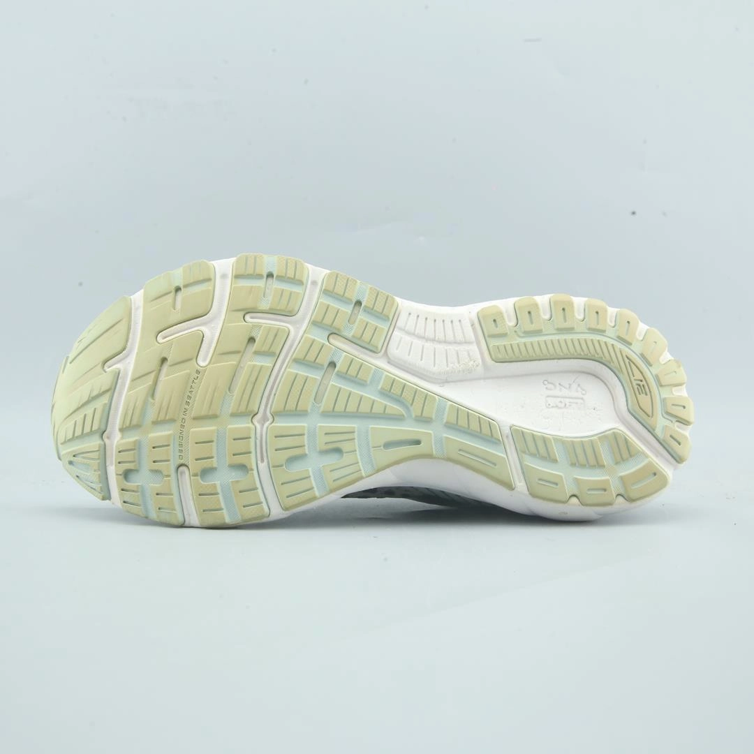 BROOKS ADRENALINE GTS 21 lightweight running shoe photos
