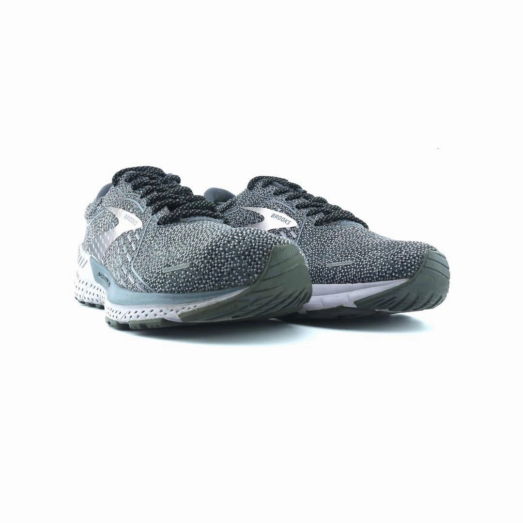 BROOKS ADRENALINE GTS 21 performance running shoe visuals