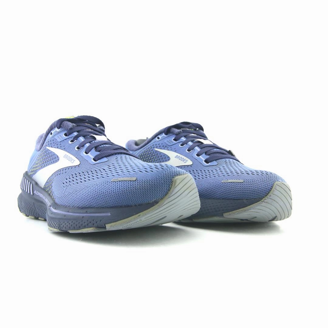 BROOKS ADRENALINE GTS 22 athletic Brooks shoe snapshots