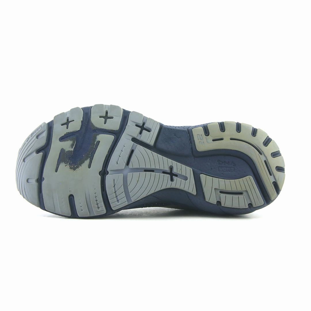 BROOKS ADRENALINE GTS 22 athletic Brooks shoe snapshots