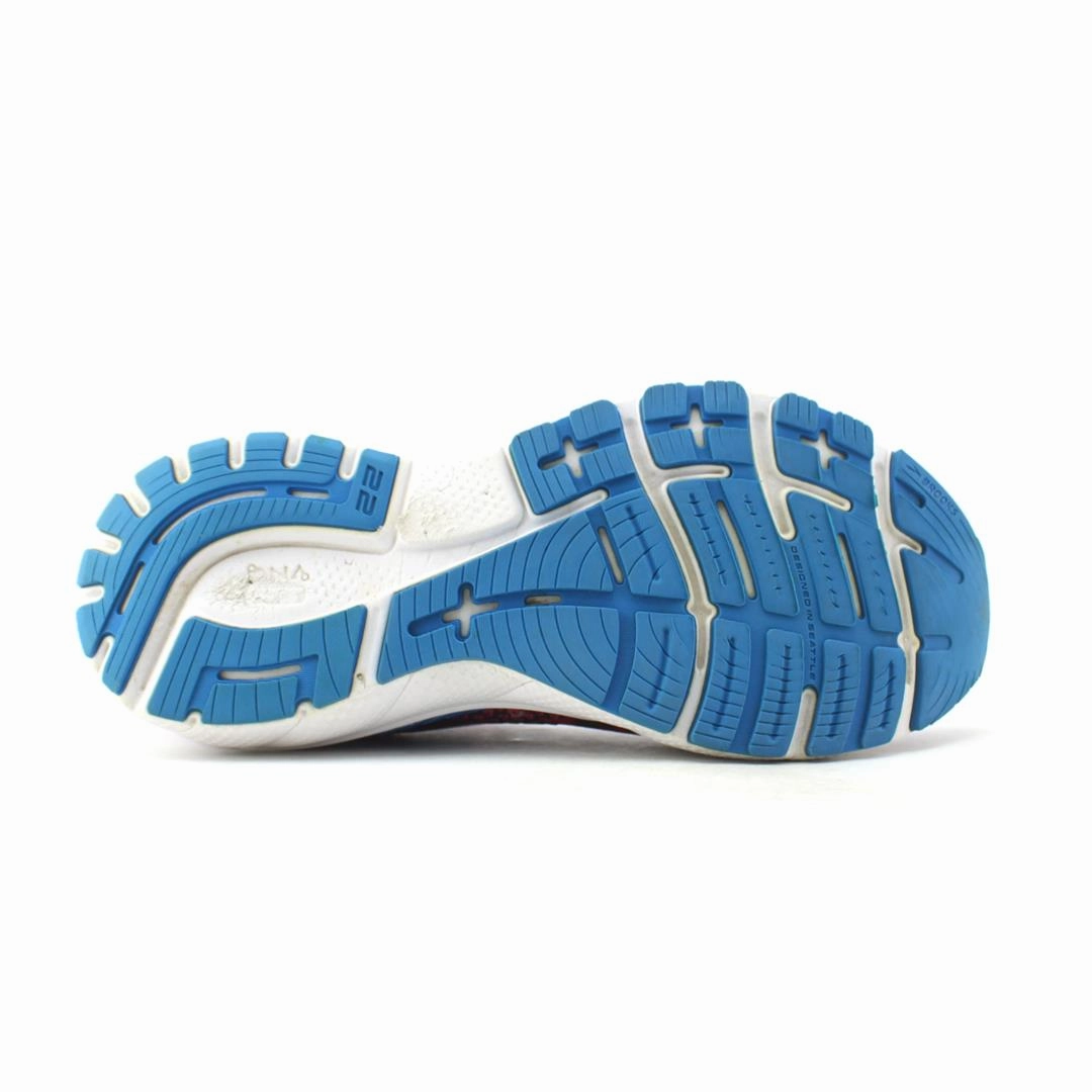 BROOKS ADRENALINE GTS 22 Brooks running footwear shots
