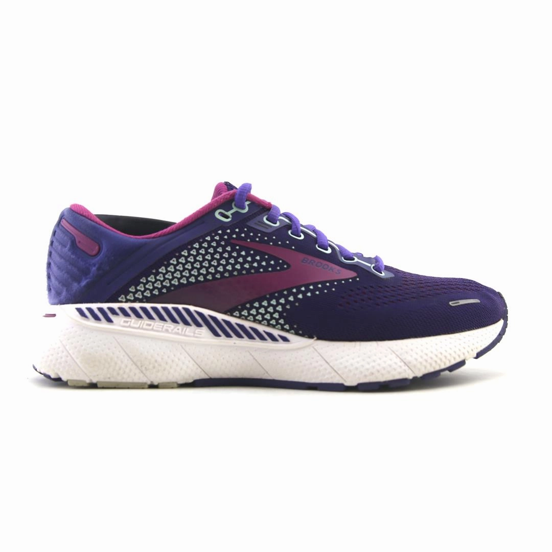 BROOKS ADRENALINE GTS 22 Brooks running footwear shots