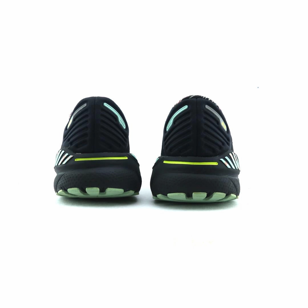 BROOKS ADRENALINE GTS 22 Brooks trainer design images