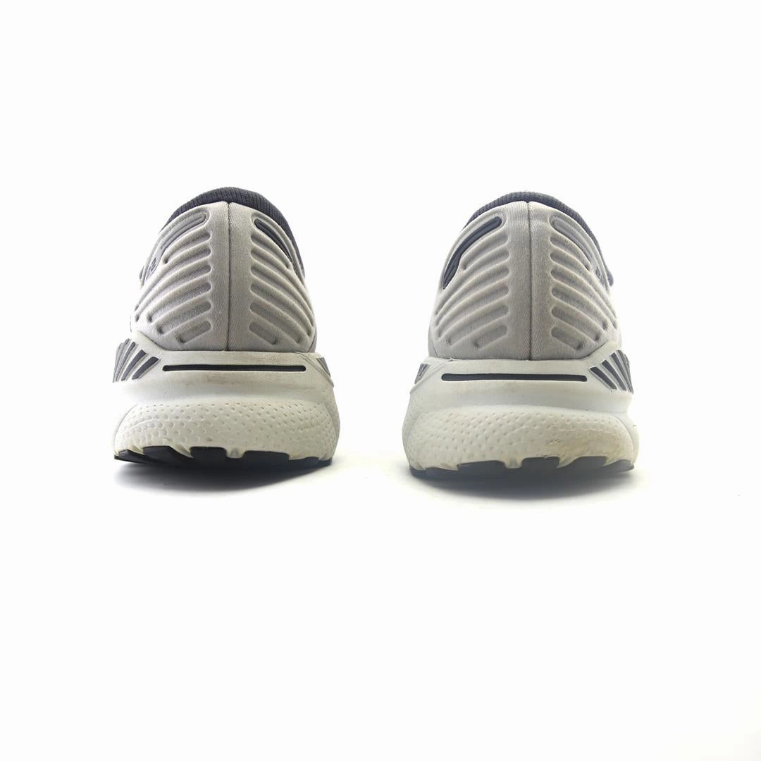 BROOKS ADRENALINE GTS 22 Brooks trainer design images