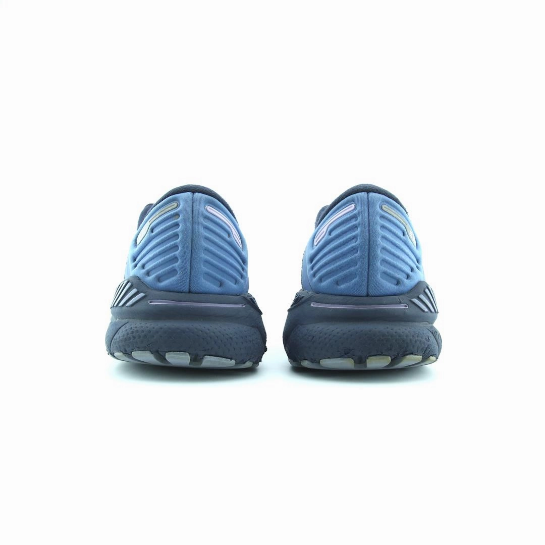 BROOKS ADRENALINE GTS 22 Brooks trainer design images